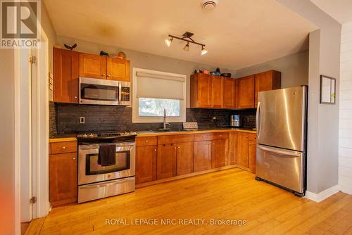 714 Main Street W, Port Colborne, ON - Indoor Photo Showing Kitchen