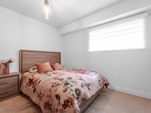 Chambre Ã Â coucher - 16 Rue Du Sommet, Saint-Hippolyte, QC - Indoor Photo Showing Bedroom