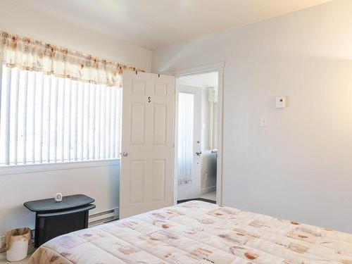 Bedroom - 590 Rue Notre-Dame, Saint-Tite, QC - Indoor Photo Showing Bedroom