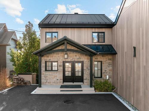 Frontage - 165 Rue De Rouville, Bromont, QC - Outdoor