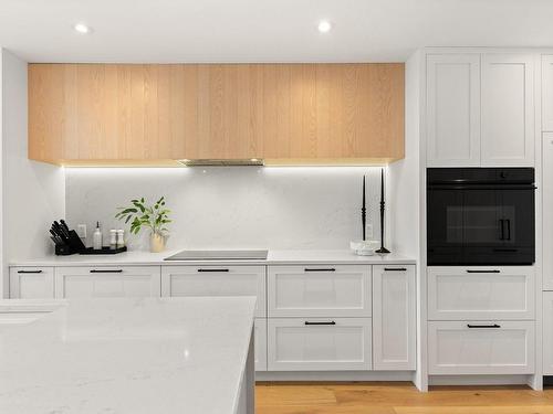 Kitchen - 165 Rue De Rouville, Bromont, QC - Indoor Photo Showing Other Room