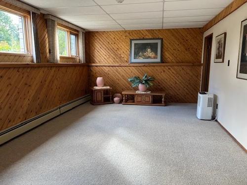 2187 Hwy 602, Fort Frances, ON - Indoor Photo Showing Other Room