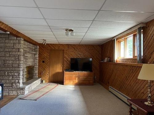 2187 Hwy 602, Fort Frances, ON - Indoor With Fireplace