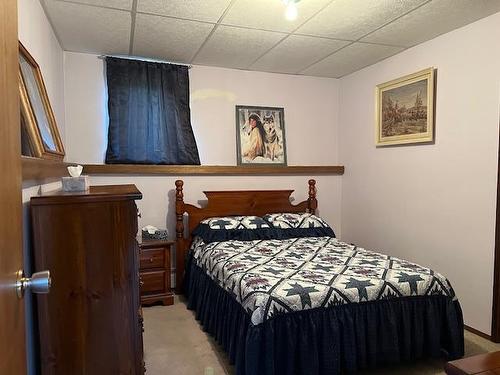 2187 Hwy 602, Fort Frances, ON - Indoor Photo Showing Bedroom