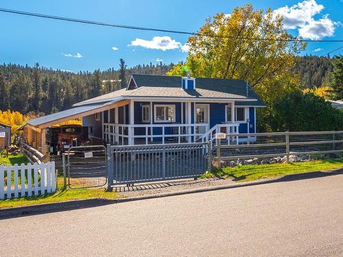 1429 Soues Street, Clinton, BC - Outdoor With Deck Patio Veranda