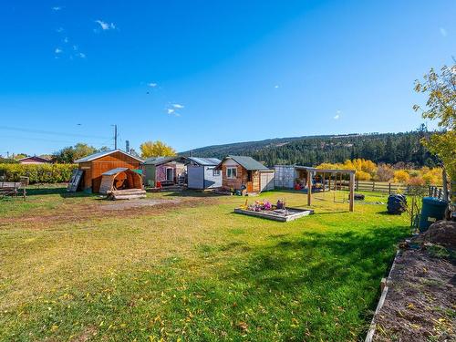 1429 Soues Street, Clinton, BC - Outdoor With View