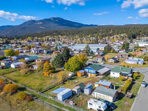 1429 Soues Street, Clinton, BC - Outdoor With View