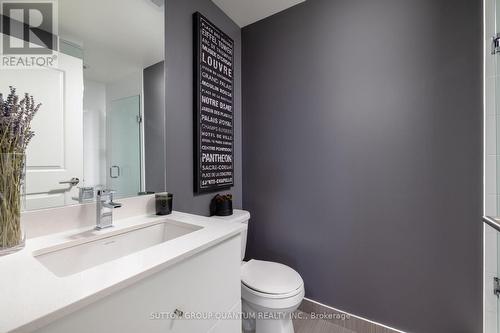 Lph03 - 400 Adelaide Street E, Toronto, ON - Indoor Photo Showing Bathroom