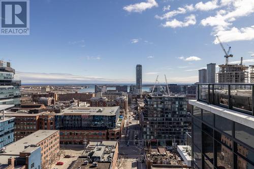 Lph03 - 400 Adelaide Street E, Toronto, ON - Outdoor With View