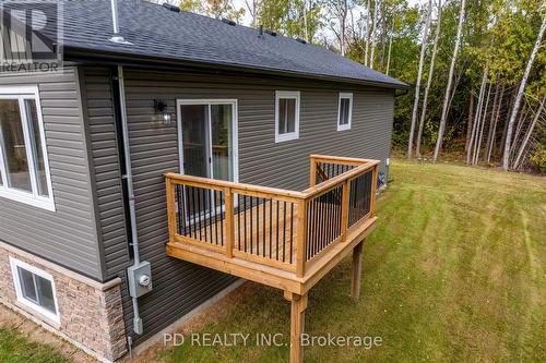 644 Skyline Road, Smith-Ennismore-Lakefield, ON - Outdoor With Deck Patio Veranda With Exterior