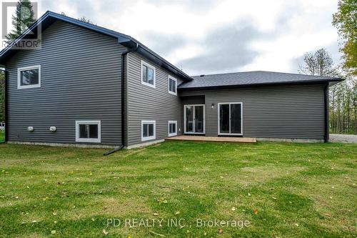 644 Skyline Road, Smith-Ennismore-Lakefield, ON - Outdoor With Exterior