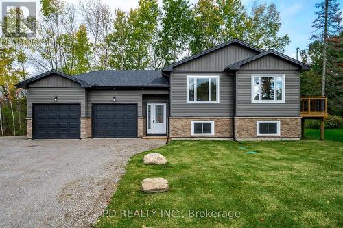 644 Skyline Road, Smith-Ennismore-Lakefield, ON - Outdoor With Facade