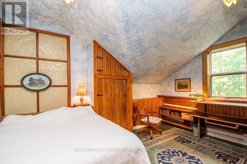 498 Farms Road, Kawartha Lakes (Woodville), ON - Indoor Photo Showing Bedroom