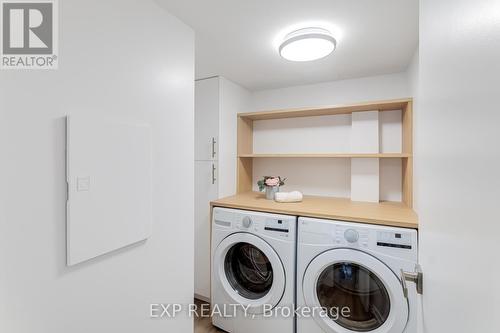 204 - 39 Kimbercroft Court, Toronto, ON - Indoor Photo Showing Laundry Room