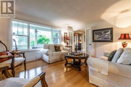 25 Halifax Street, St. John'S, NL - Indoor Photo Showing Living Room