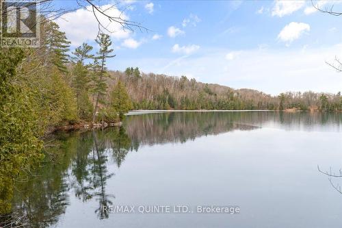 271 30 Island Lake Lane, South Frontenac, ON 