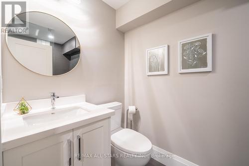 22 Mitchell Avenue, Whitchurch-Stouffville, ON - Indoor Photo Showing Bathroom