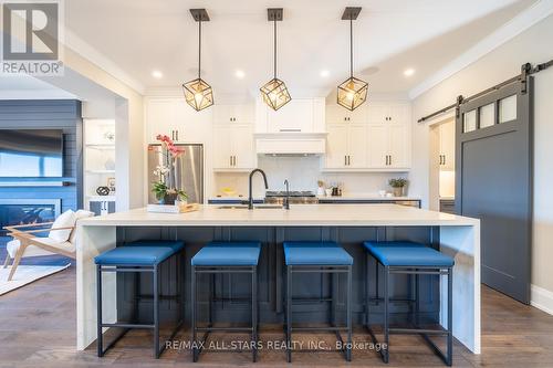 22 Mitchell Avenue, Whitchurch-Stouffville, ON - Indoor Photo Showing Kitchen With Stainless Steel Kitchen With Upgraded Kitchen