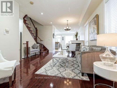 76 Seahorse Avenue, Brampton, ON - Indoor Photo Showing Living Room