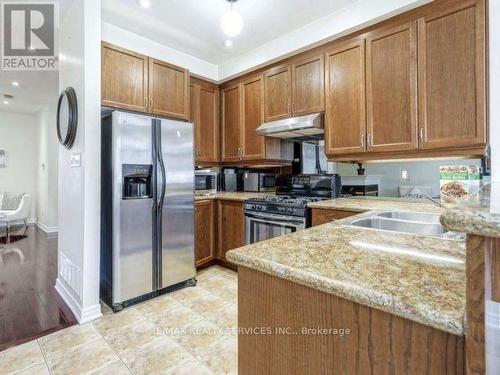 76 Seahorse Avenue, Brampton, ON - Indoor Photo Showing Kitchen With Double Sink