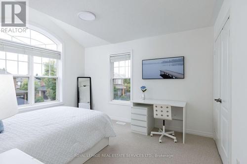 2457 Clayborne Place, Oakville, ON - Indoor Photo Showing Bedroom