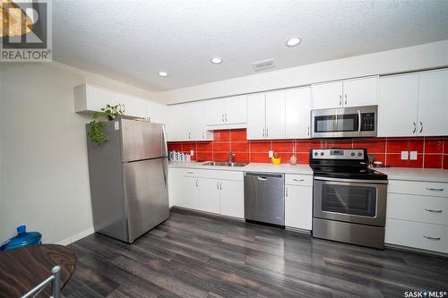 49B 5635 Aerodrome Road, Regina, SK - Indoor Photo Showing Kitchen With Stainless Steel Kitchen