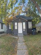 325 U AVENUE S  Saskatoon, SK S7M 3C2