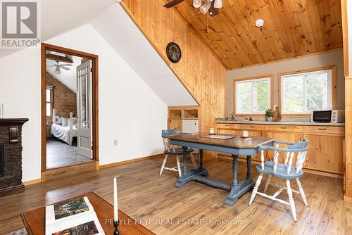 1165 Walker Lake Drive, Huntsville, ON - Indoor Photo Showing Dining Room