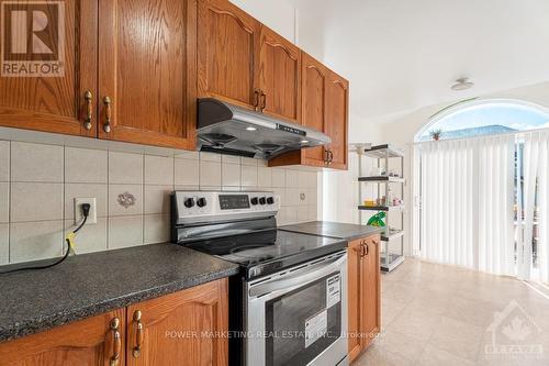 12 Fairpark Drive, Ottawa, ON - Indoor Photo Showing Kitchen