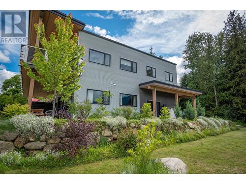 617 Harold Street, Slocan, BC - Outdoor With Deck Patio Veranda