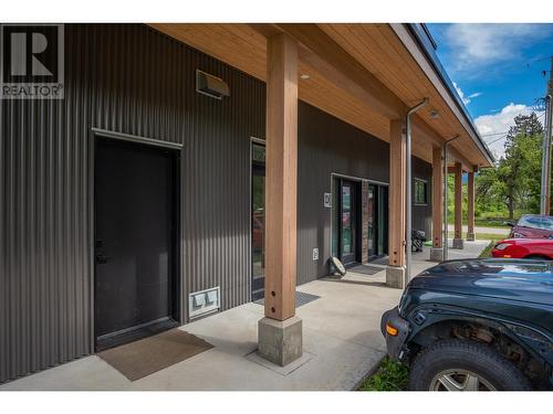 617 Harold Street, Slocan, BC - Outdoor With Exterior