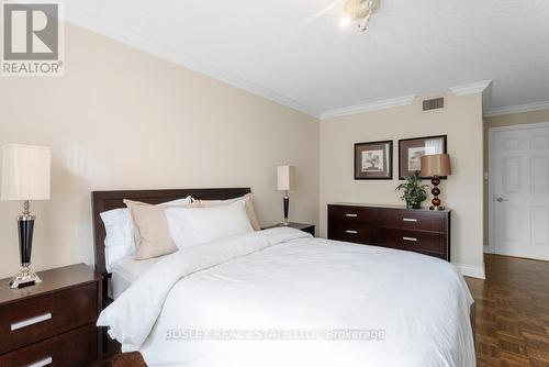 403 - 30 Wellington Street E, Toronto, ON - Indoor Photo Showing Bedroom