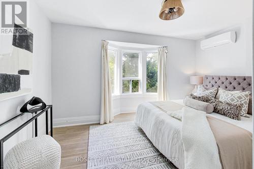 11 Bertmount Avenue, Toronto, ON - Indoor Photo Showing Bedroom