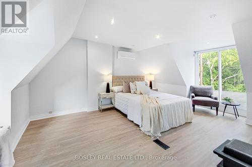 11 Bertmount Avenue, Toronto, ON - Indoor Photo Showing Bedroom