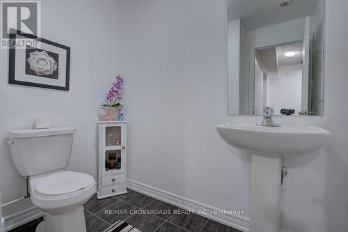 11 Luzon Avenue, Markham, ON - Indoor Photo Showing Bathroom