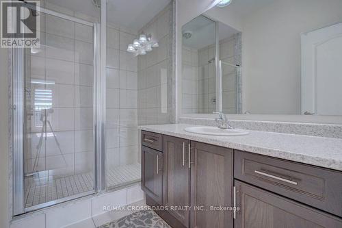 11 Luzon Avenue, Markham, ON - Indoor Photo Showing Bathroom