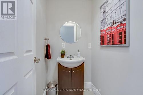 6349 Main Street, Whitchurch-Stouffville, ON - Indoor Photo Showing Bathroom