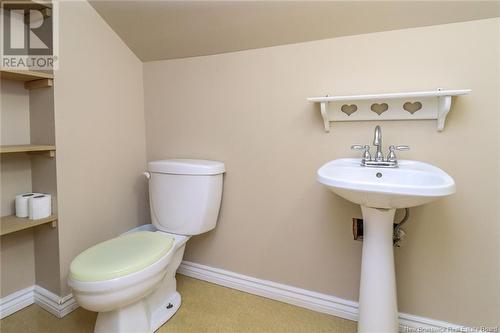 24 Topeka Street, Saint John, NB - Indoor Photo Showing Bathroom