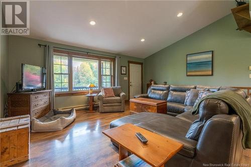 65 Canada Street, Fredericton, NB - Indoor Photo Showing Living Room