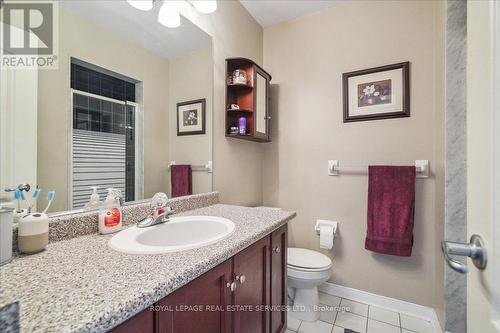 2426 The Promenade, Oakville, ON - Indoor Photo Showing Bathroom