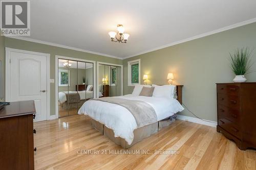 1264 Olde Base Line Road, Caledon, ON - Indoor Photo Showing Bedroom