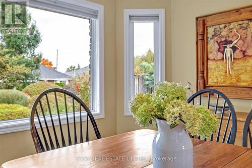 19 William Booth Crescent, Kawartha Lakes, ON - Indoor Photo Showing Dining Room