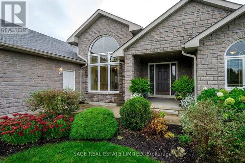 19 William Booth Crescent, Kawartha Lakes, ON - Outdoor