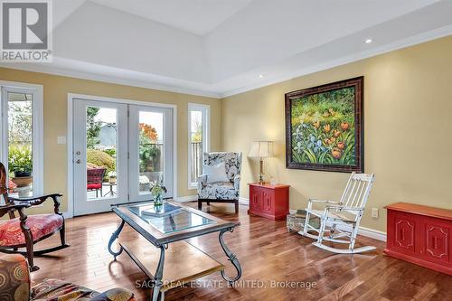 19 William Booth Crescent, Kawartha Lakes, ON - Indoor Photo Showing Living Room