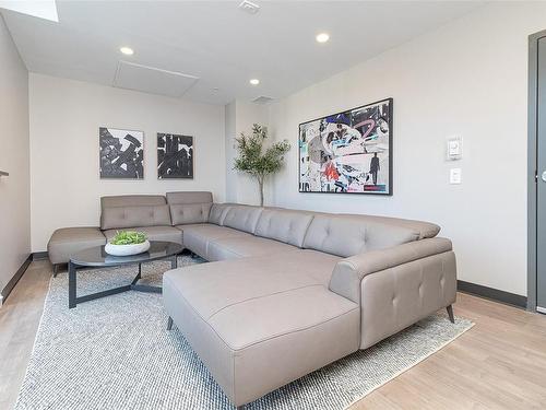 505-1361 Goldstream Ave, Langford, BC - Indoor Photo Showing Living Room