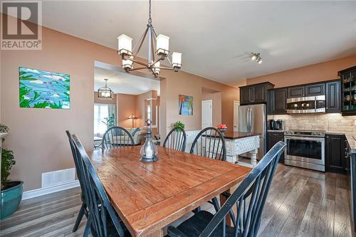 119 Sophie Lane, Merrickville, ON - Indoor Photo Showing Dining Room