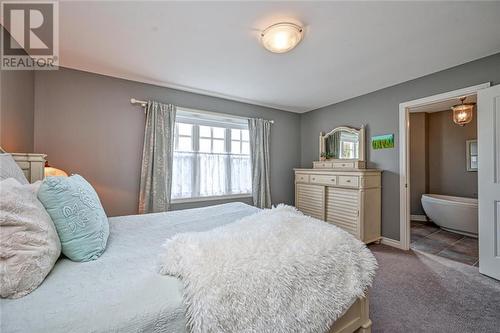 119 Sophie Lane, Merrickville, ON - Indoor Photo Showing Bedroom