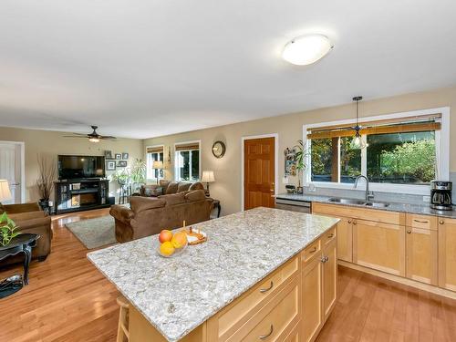 7344 Neva Rd, Lake Cowichan, BC 