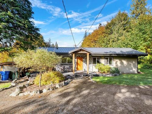 7344 Neva Rd, Lake Cowichan, BC 