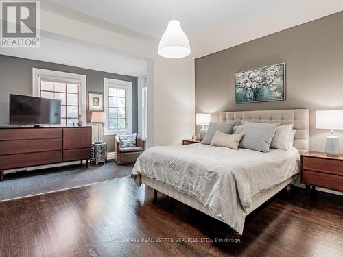 20 Howland Avenue, Toronto, ON - Indoor Photo Showing Bedroom